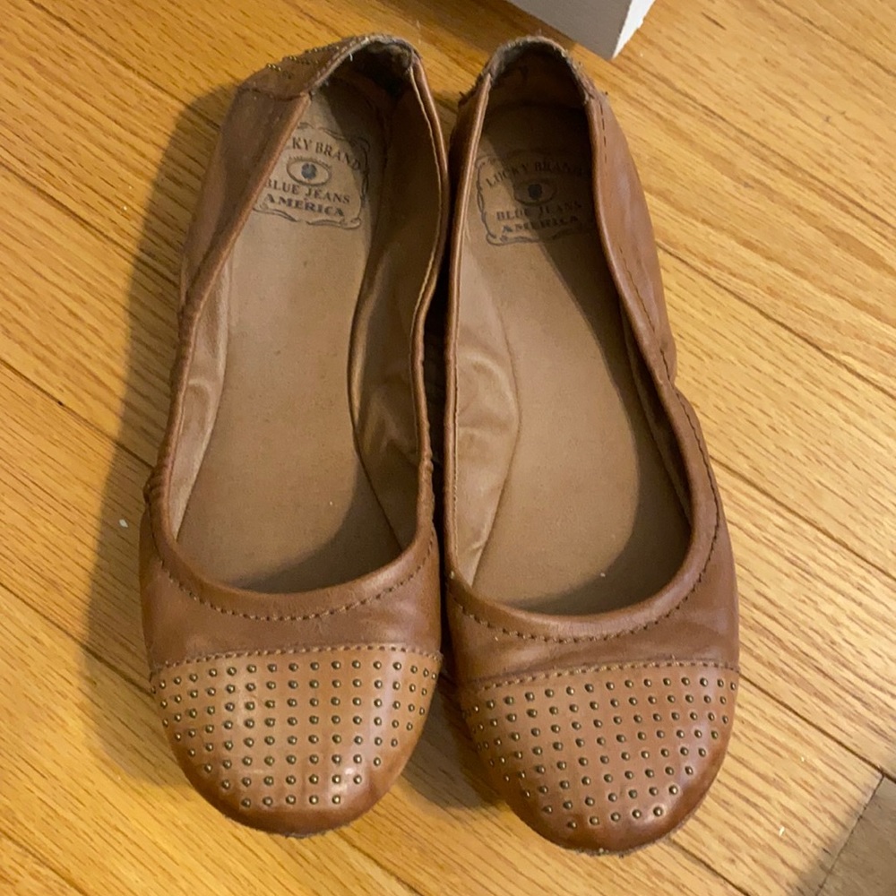 Lucky brand flats